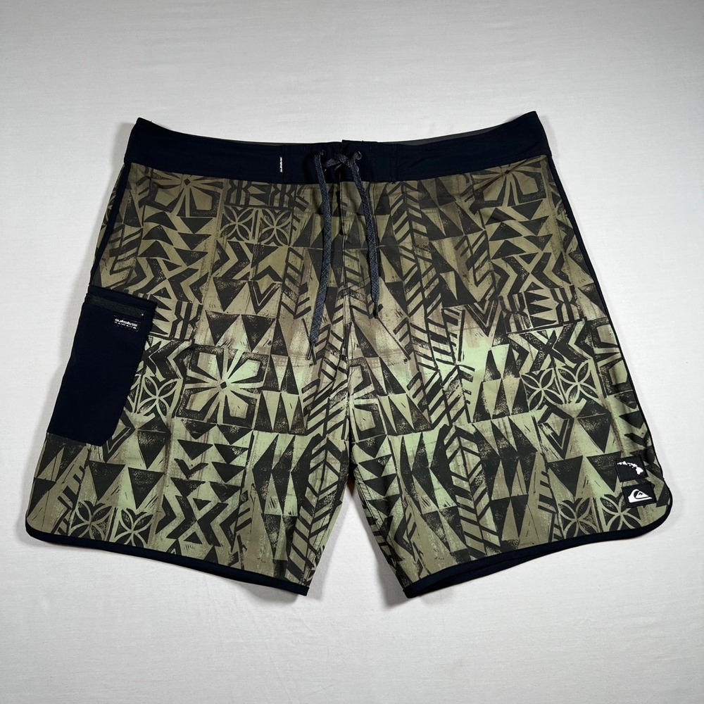 Quiksilver Hawaii Mens SurfSilk Boardshorts Size 40 Green Tribal Swim Trunks
